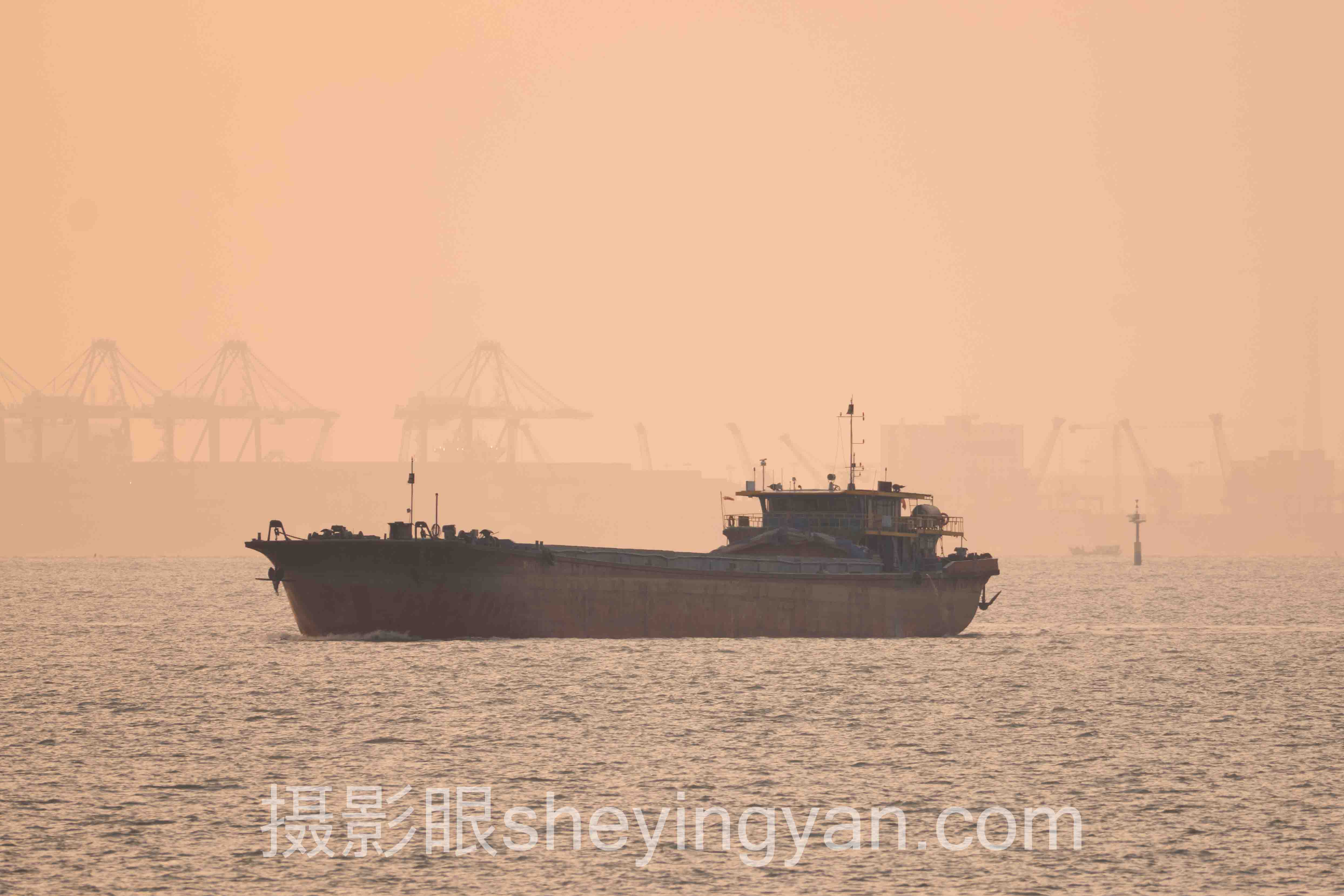 2025年索尼相机选购不踩坑:多维度对比指南